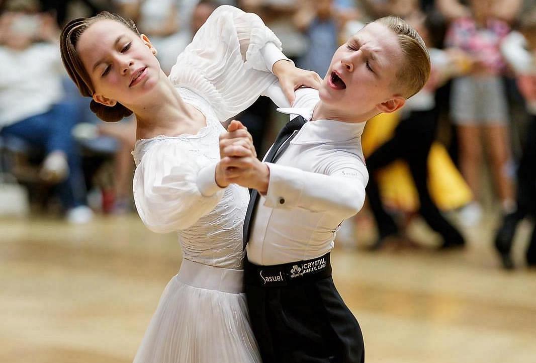 Weekend de aur pe ringul de dans: România se află pe primul loc în cea mai mare competiție sportivă de dans din lume