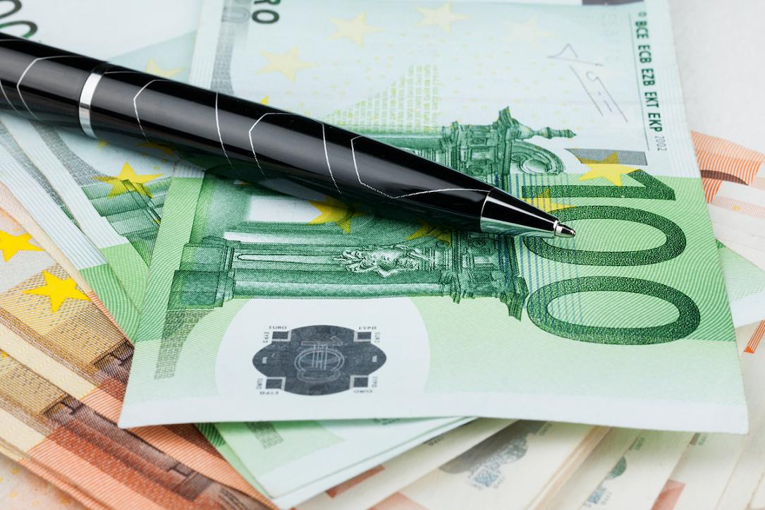 Soldul creditelor neguvernamentale plătite prin împrumuturi către companiile valutare din România