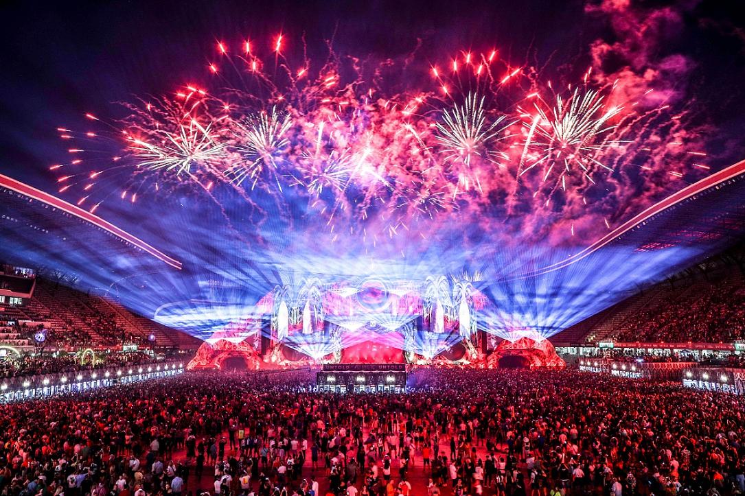 Romania's Untold voted among world's top 10 festivals | Romania Insider