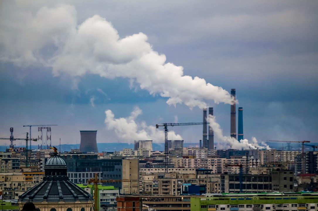 Schimbările climatice și poluarea duc la costuri financiare și boli în România