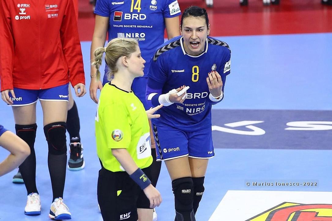 România a pierdut în fața Muntenegrului într-o luptă controversată pentru bilete în semifinalele Campionatului European de handbal feminin