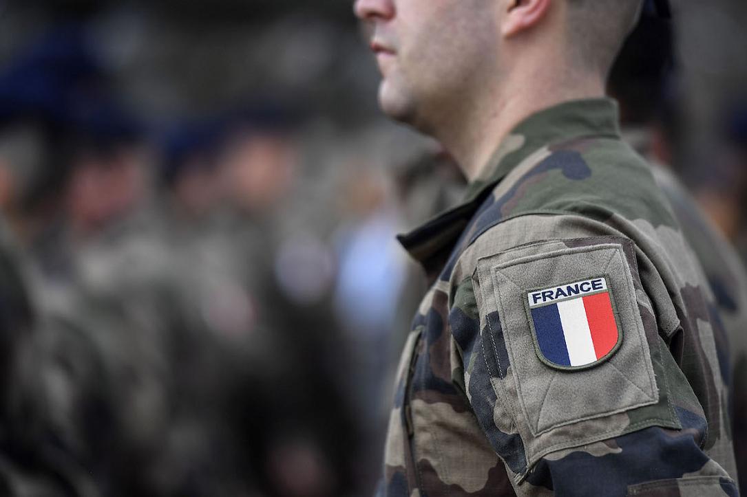 Soldații francezi s-au plâns de condițiile proaste la o bază militară românească