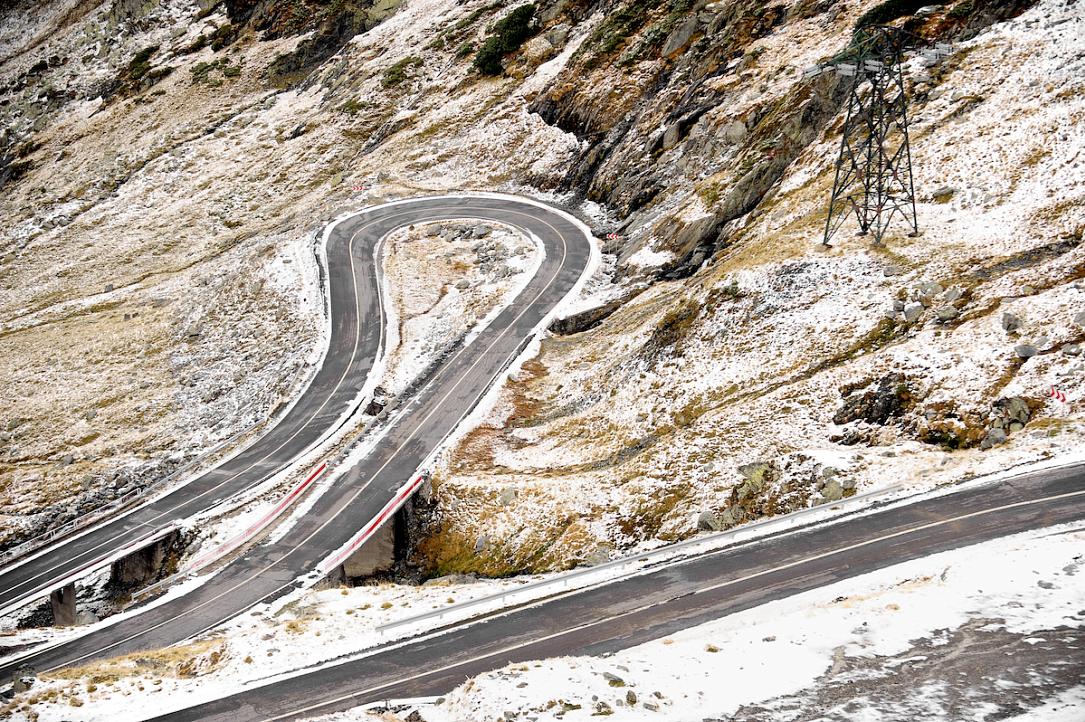 Vremea rea ​​inchide Transfagarasanul si Transalpina, celebrele drumuri de munte ale Romaniei