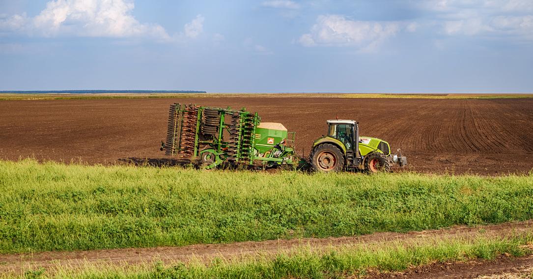 Eurostat: Terenurile agricole sunt mai scumpe în România decât în ​​Franța