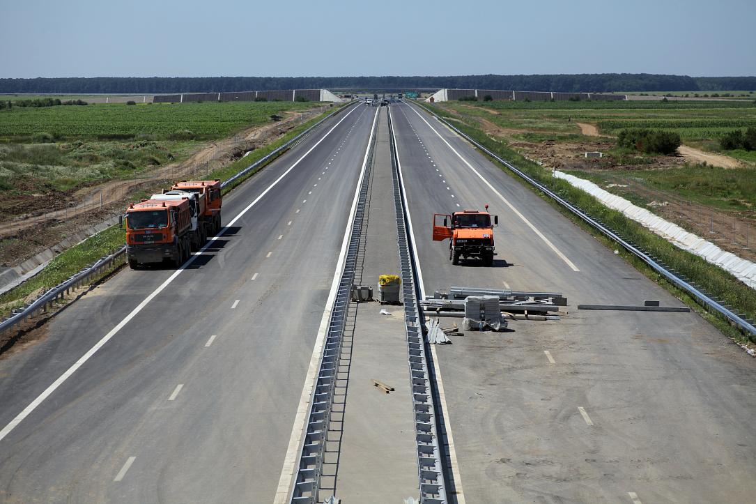 Compania națională de drumuri din România își reziliază contractele cu o companie italiană de construcții