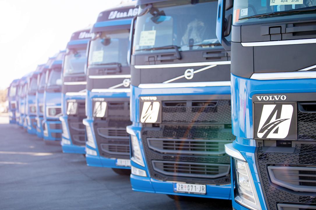 Autoritatea de concurență amendează Volvo România pentru interzicerea concurenței între dealerii regionali de camioane