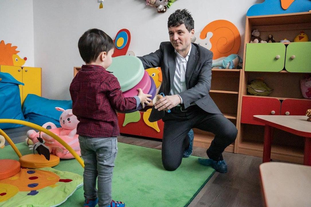 PrimoHUB: Deschiderea unui nou centru de joacă, învățare și parenting în București pentru copiii vulnerabili