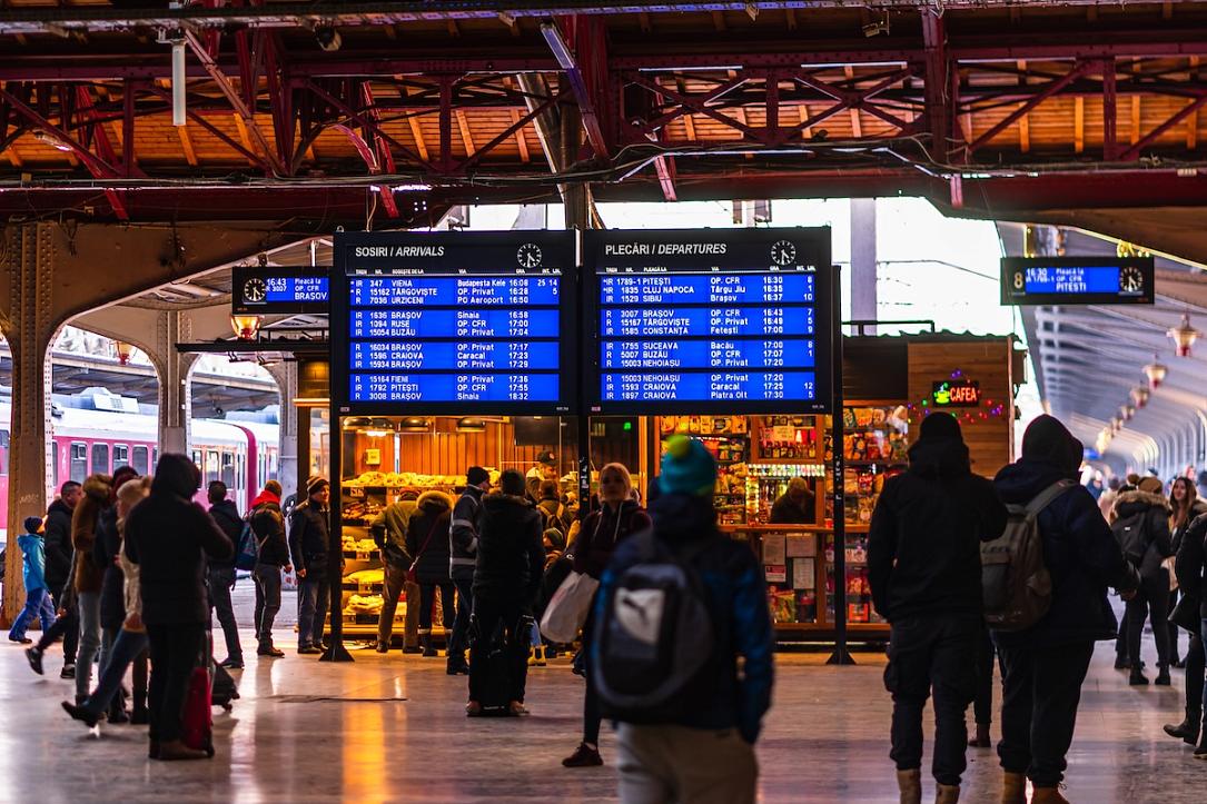 Update: Passenger information system down at Bucharest North Railway Station
