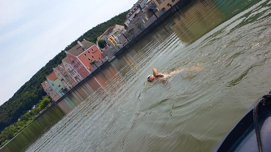 Romanian Avram Iancu becomes world’s first winner of ‘Triple Crown of Rivers Stage Swims Challenge’