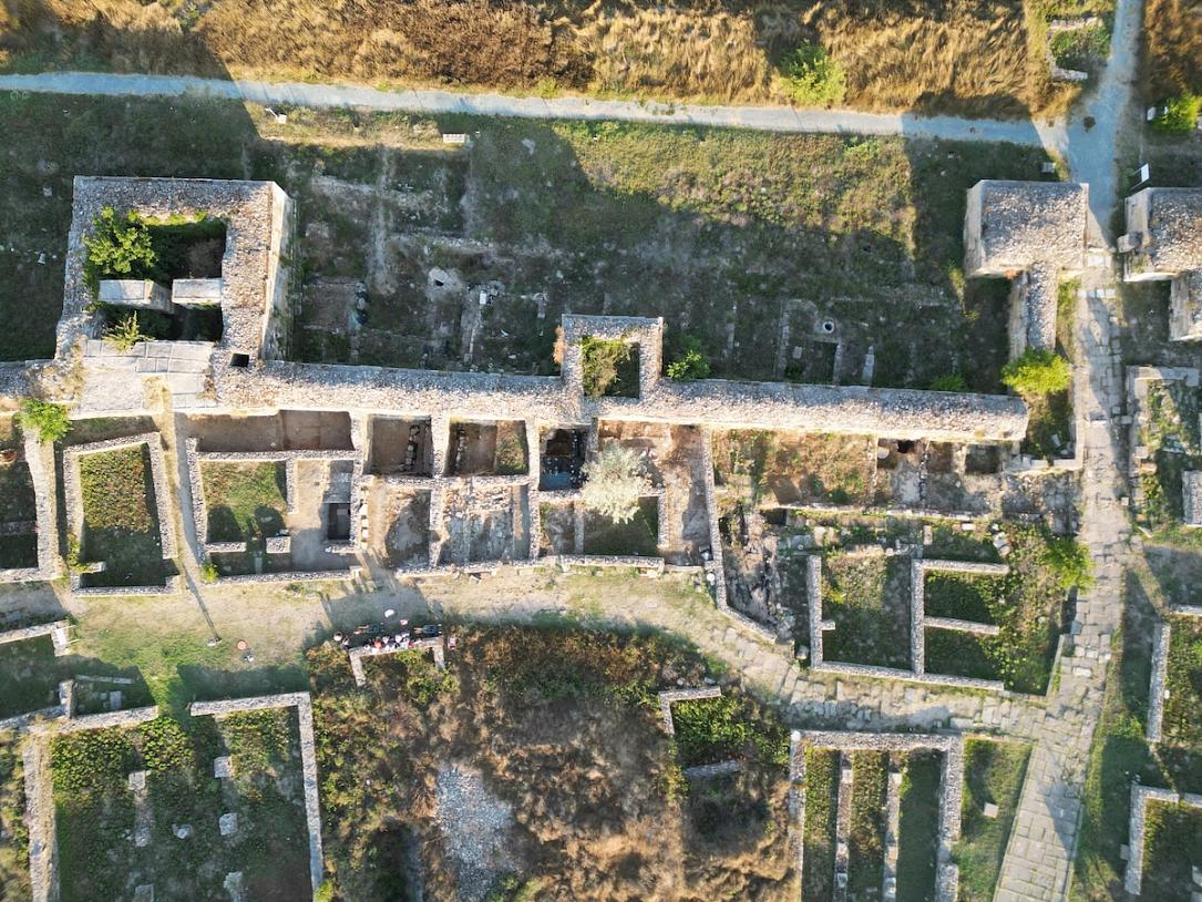 Archaeologists unearth Roman-era treasure at ancient Histria site in Romania