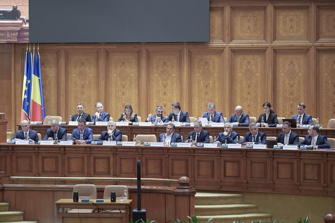 Romanian government promotes second reform package for quick approval in Parliament