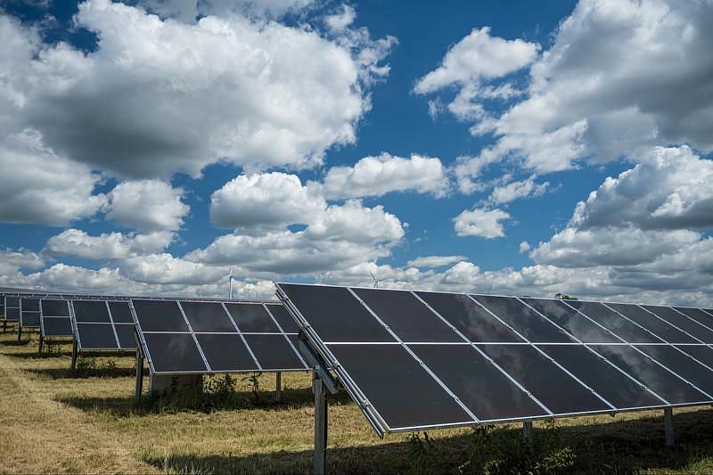 Western Romania: Authorities sign contract for first PV park in Timișoara