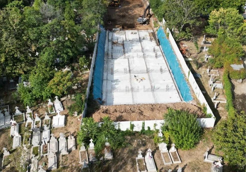Authorization for 11-story building close to Bucharest’s famous Bellu Cemetery sparks controversy