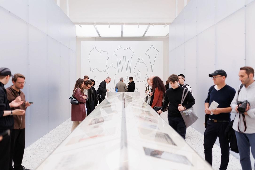 2025 Venice Architecture Biennale: Romania’s Human Scale exhibition closes, official catalogue launches