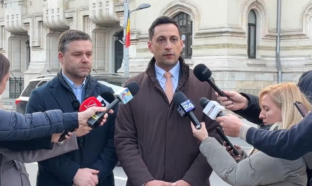 Former MEP Vlad Gheorghe withdraws from Bucharest mayoral race, backs Liberal candidate