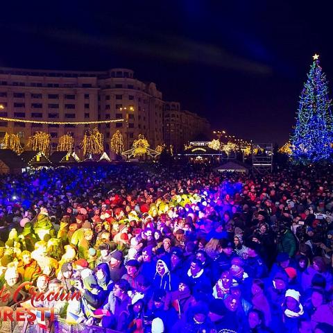 Bucharest lights up for the holidays, Christmas Market officially opens ...